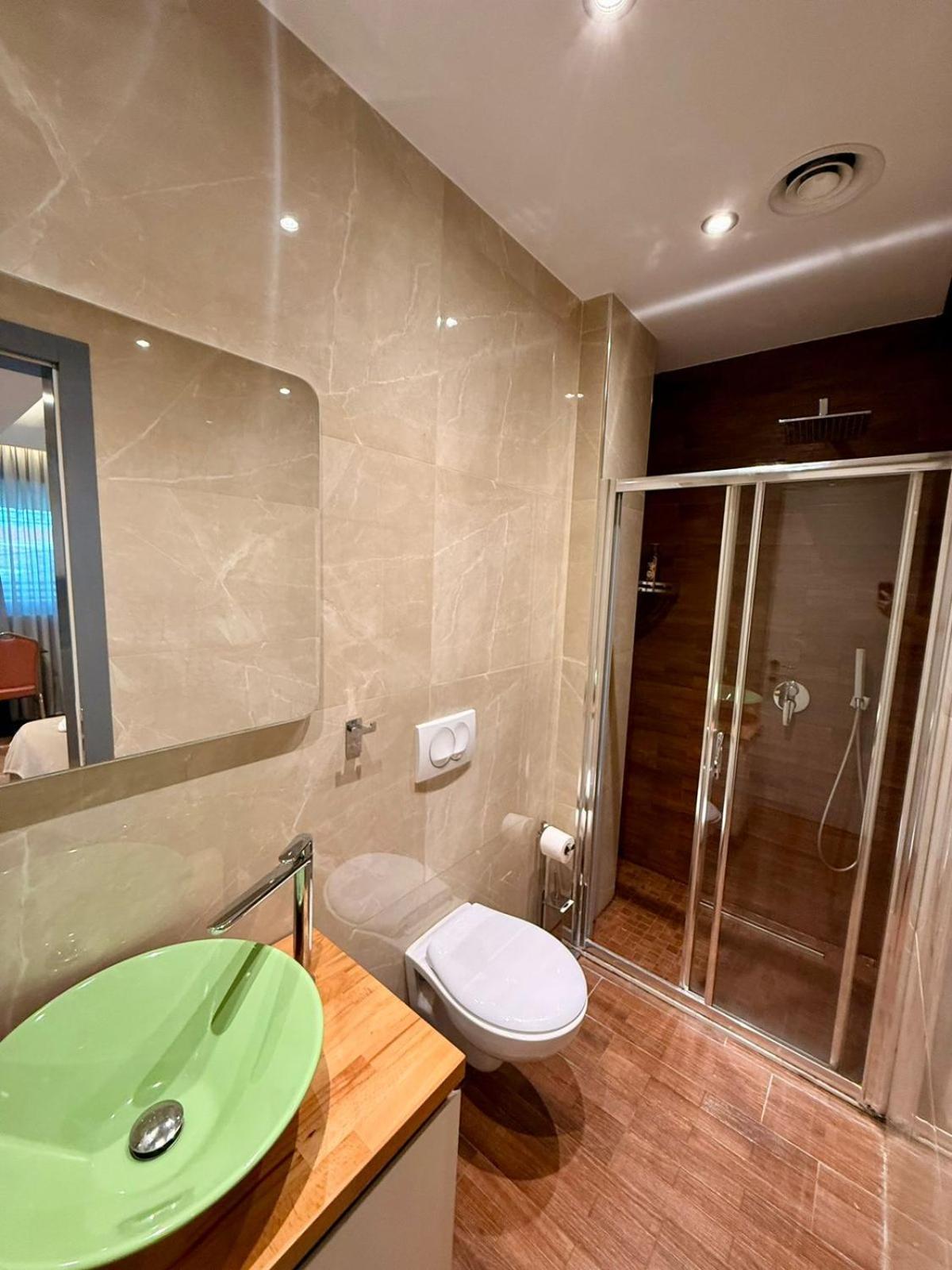 טיראנה Nest&Rest Apartments מראה חיצוני תמונה
